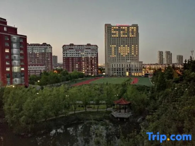 Zhushan Hotel