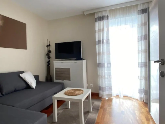 2 Bedrooms Apartment with view