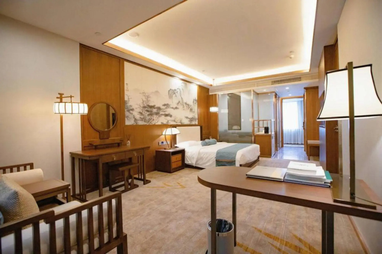 Cuiping Mountain Hotel