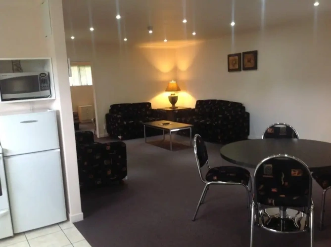 2 Bedrooms Executive Apartment
