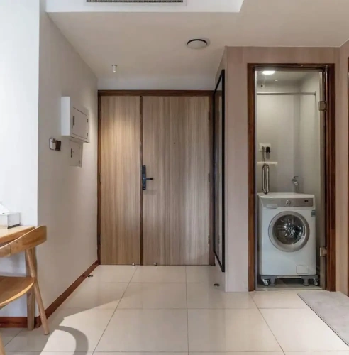 2 Bedrooms Apartment