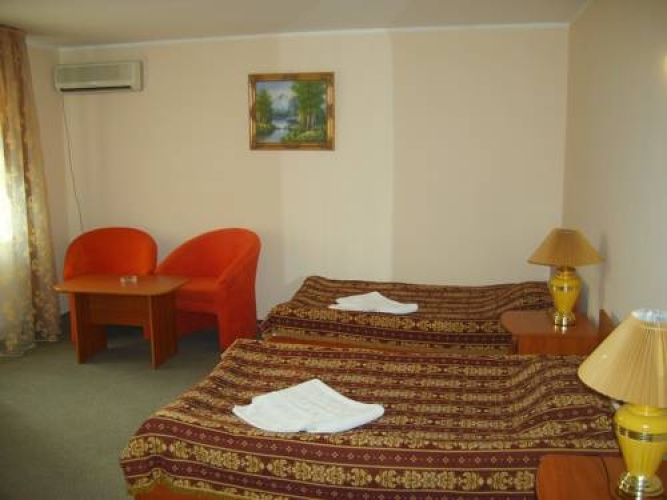 Dana Hotel