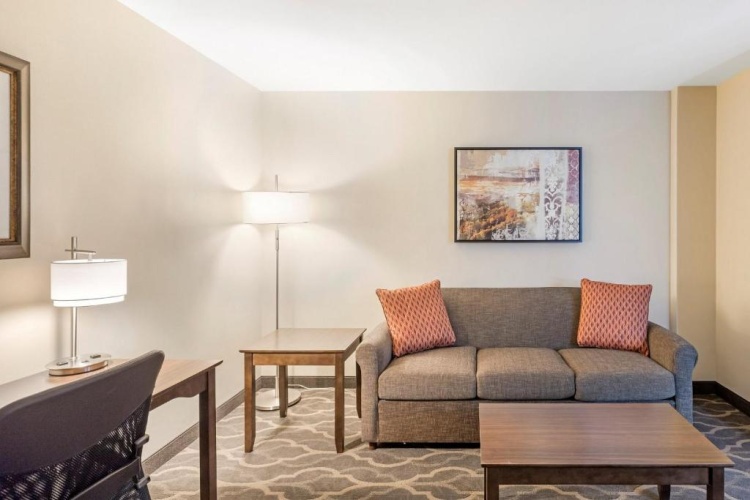 Double Suite