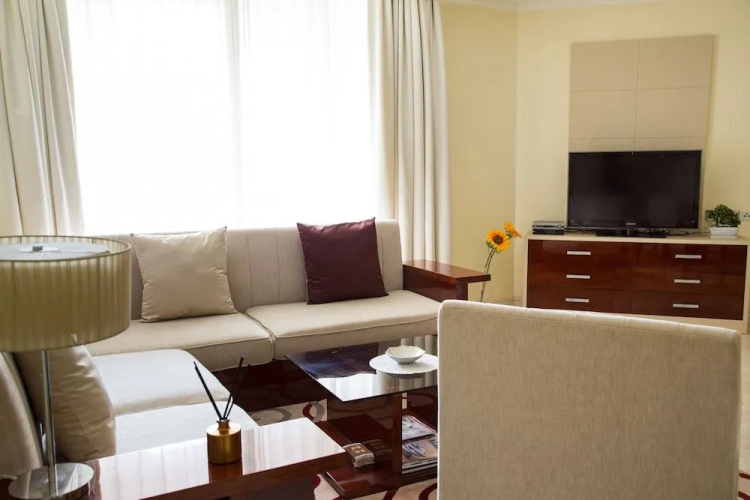 HiGuests - Grandeur Residences