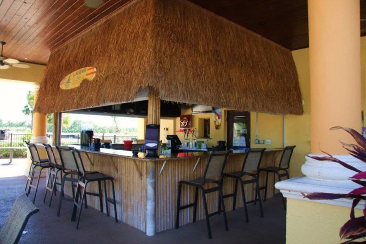 Spacious Villa Near Disney
