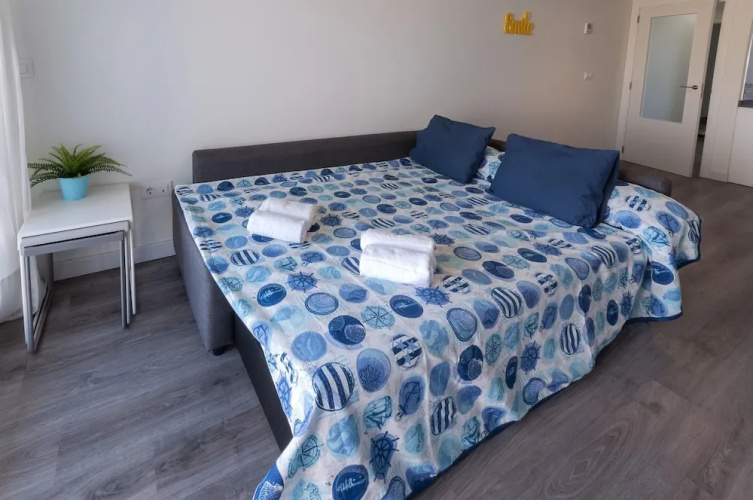 Happy - Apartment With Shared Pool in Oliva Nova