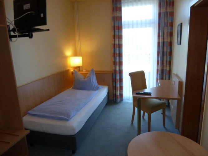 Standard Single room with view
