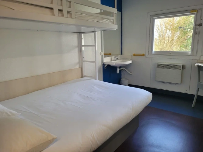 Classic Triple room