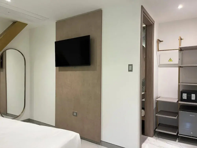 Delamar Hotel