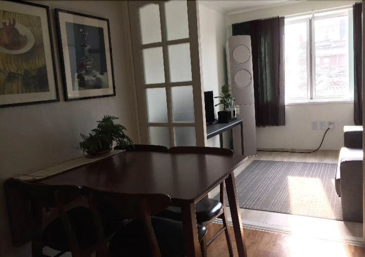 121Bukchon (Japanese Host)