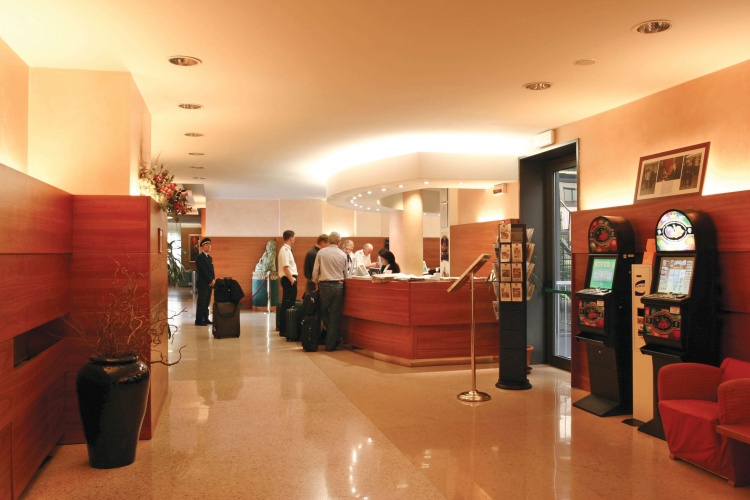 Best Western Hotel Cavalieri Della Corona photo 17