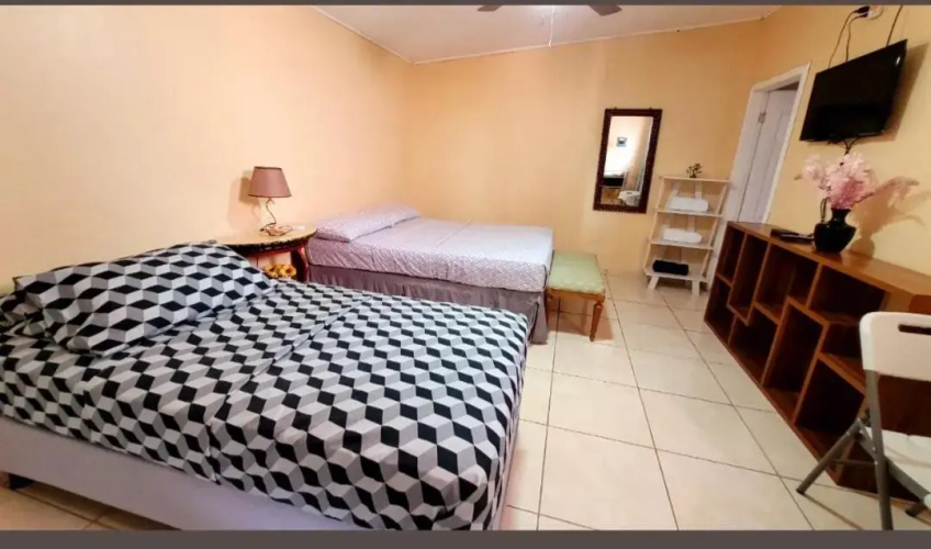 River Merendon Suite.