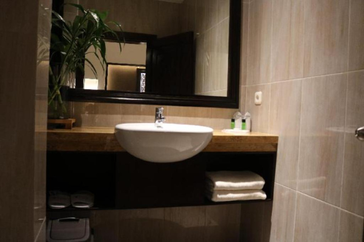 Tanjung Plaza Hotel