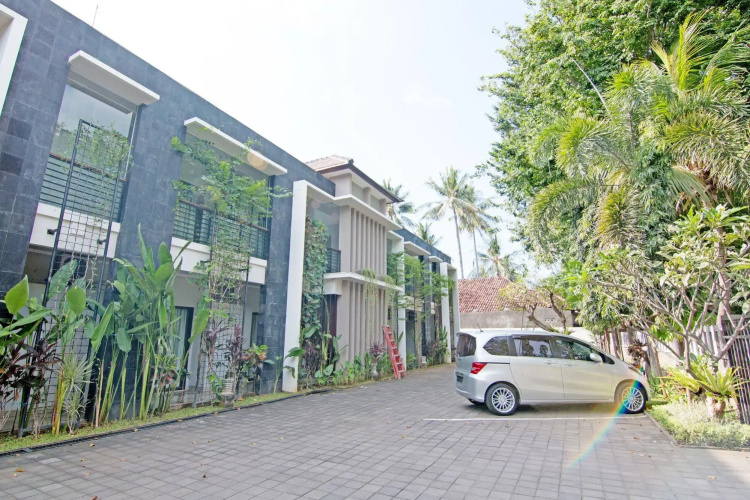 ZEN Rooms Raya sririt singaraja