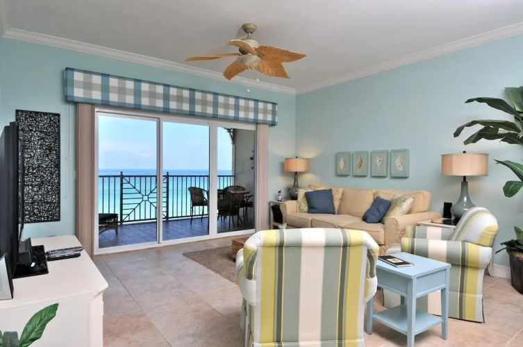 Direct Beach Front Apartment 3