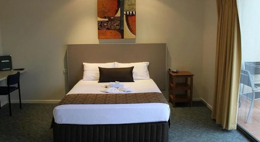 Emerald Executive Apartments