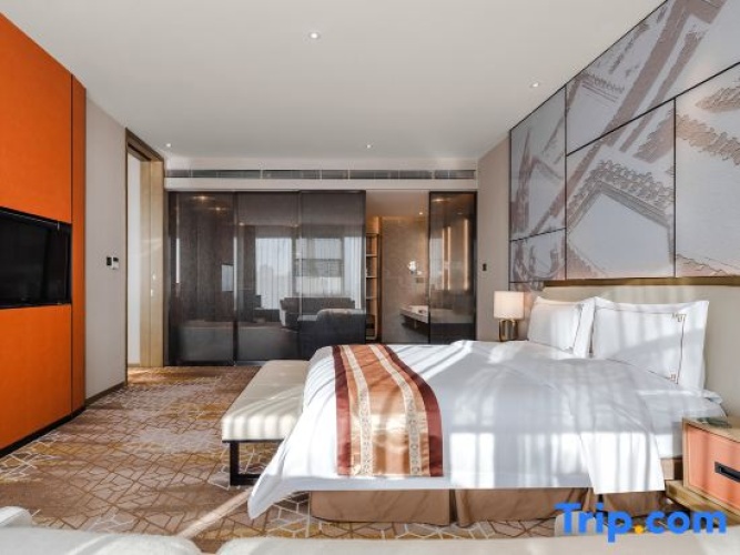 Executive Family Suite
