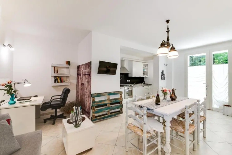 2 Bedrooms Double Apartment