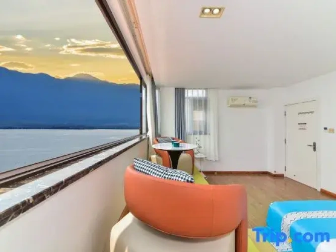 3 Bedrooms Villa with sea view
