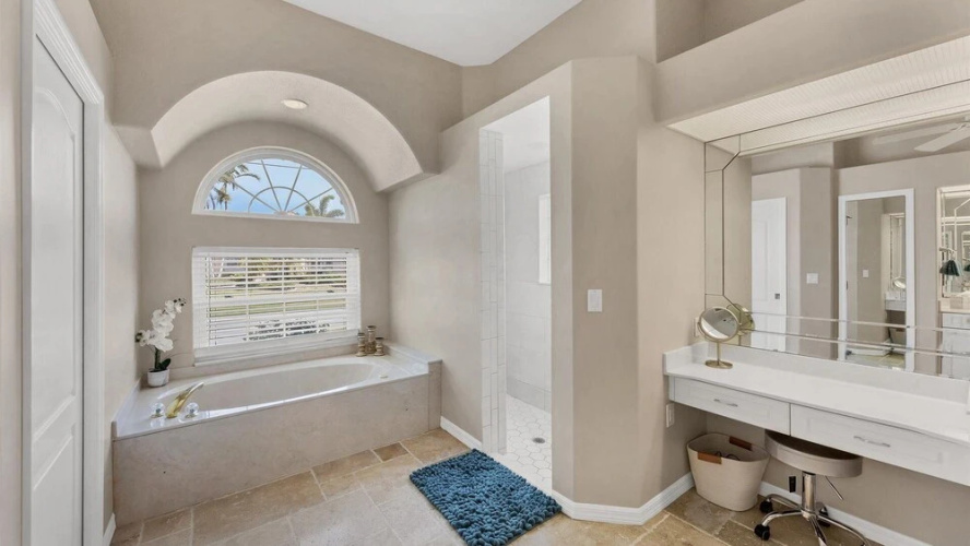 1417 Blue jay Court
