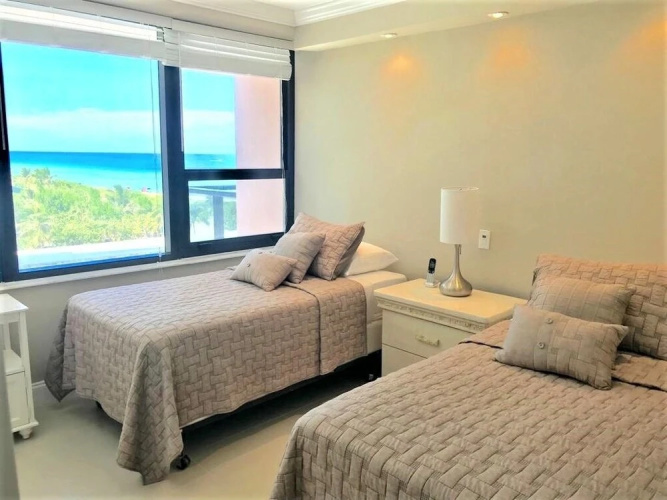Alexander 706 2 Bedroom Apts by Redawning