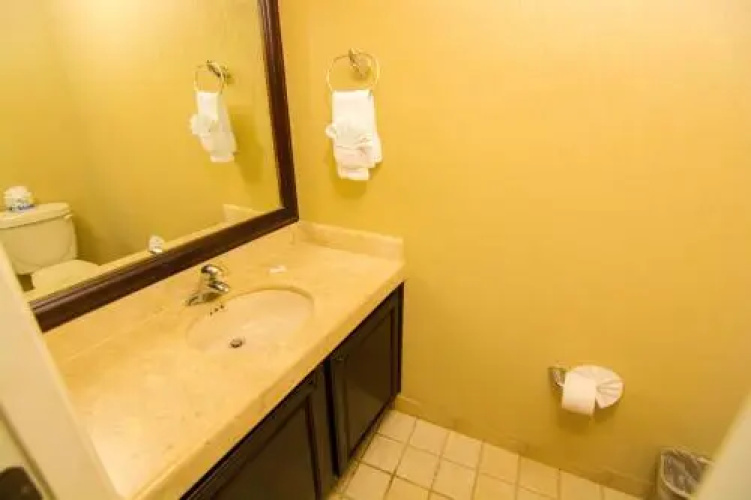 Bonita 305 Condo