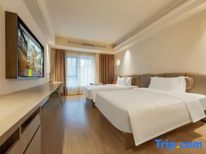 Yueran Premium Cheerful Hotel & Residence