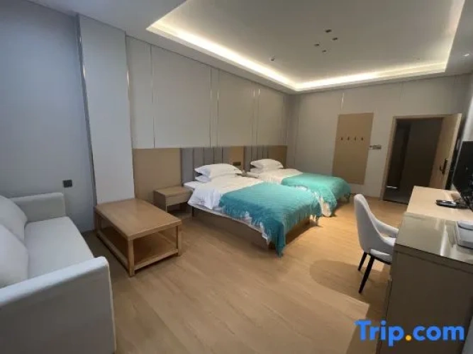 Triple Suite