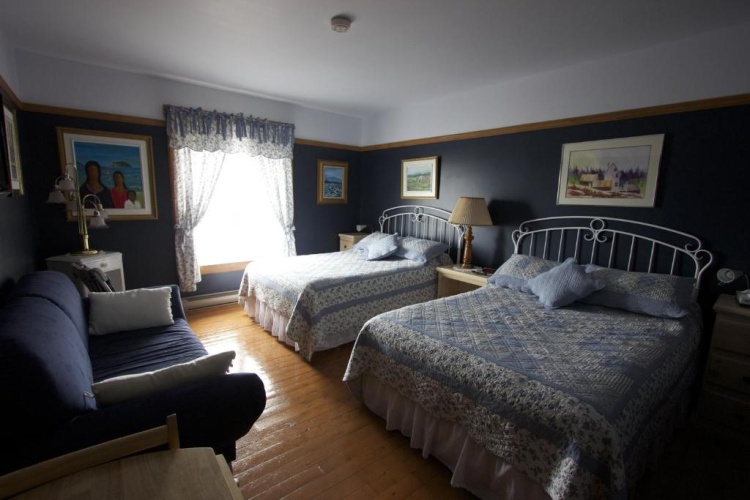 Standard Quadruple room with sea view