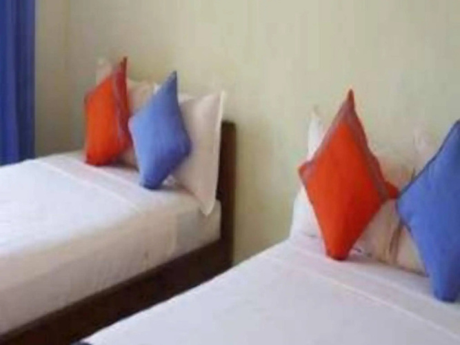 CF Komodo Hotel