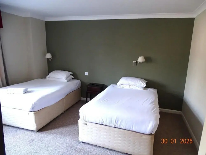 Donington Manor Hotel