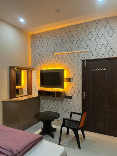 Hotel Krishna Paradise