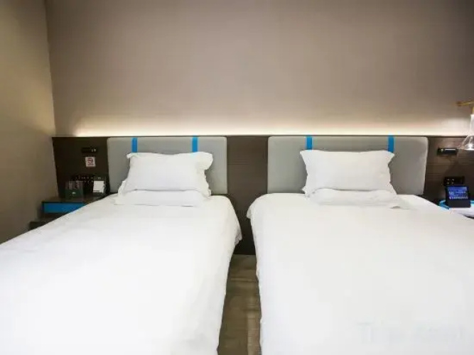 TIANCHENG lanyun Hotel