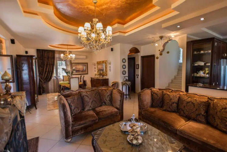 Villa Gogo offers privacy and pool