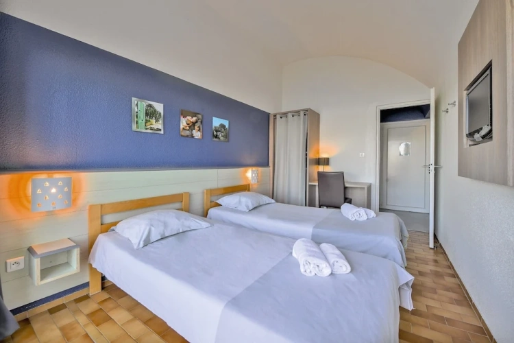 2 Bedrooms Standard room with balcony