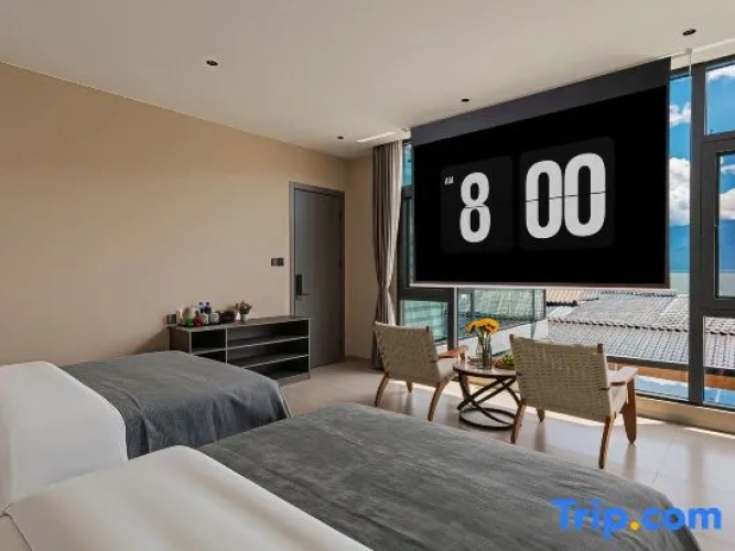 Standard Twin room with sea view