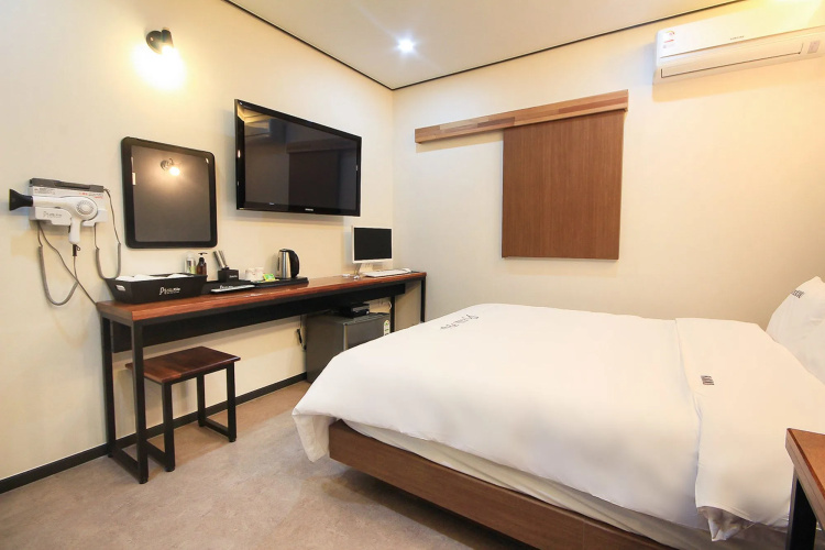 Kanu Hotel
