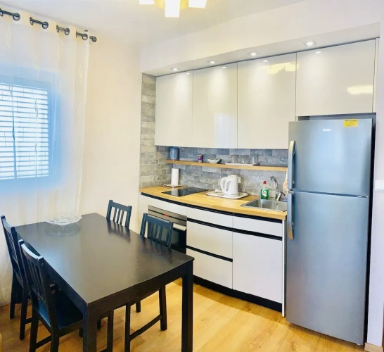 2 Bedrooms Apartment with balcony and with city view