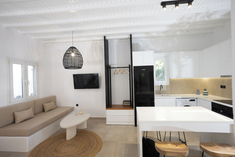 Loom Suite Ornos Mykonos
