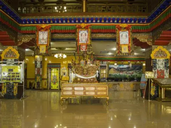 Gangjian Hotel