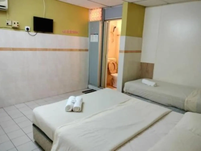 Standard Triple room