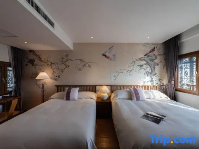 Deluxe Double room with view