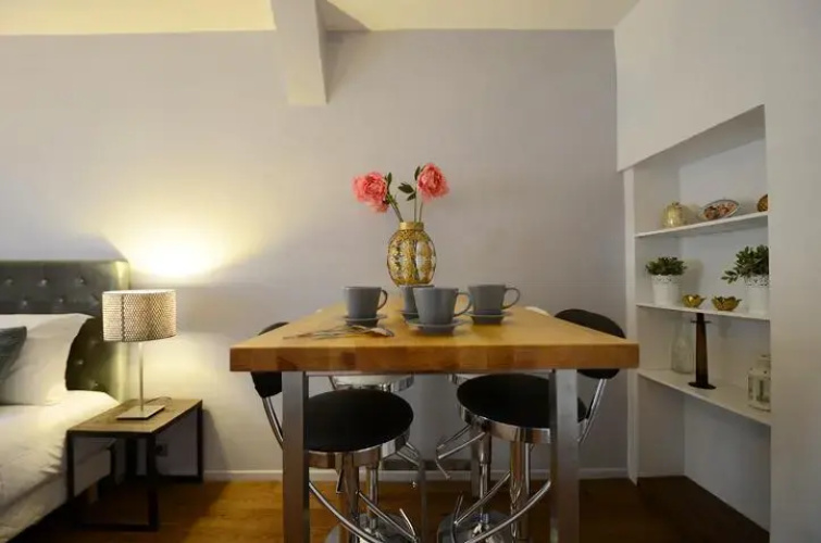 Short Stay Apartment Rex