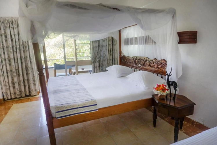 Reef Hotel