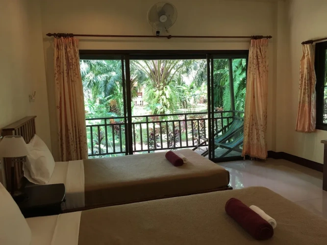 Twin Bungalow with balcony and with garden view