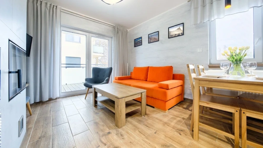 Apartment with balcony