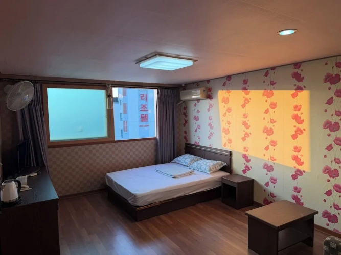 Deluxe Double room with balcony and with ocean view