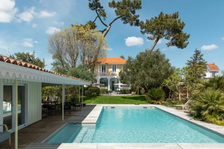 Deluxe Villa