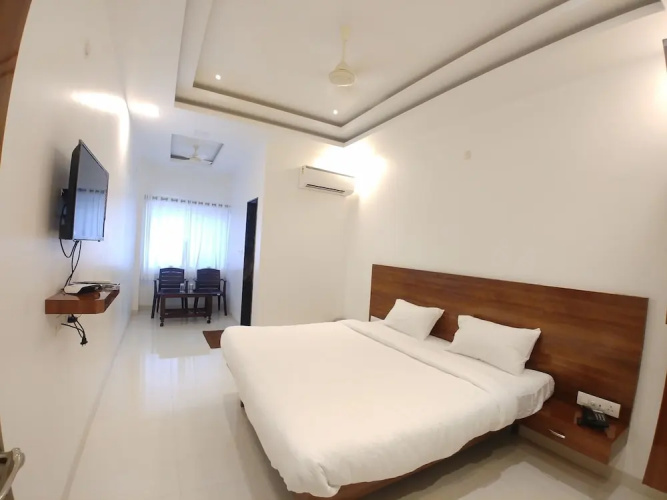 Hotel Jagadguru