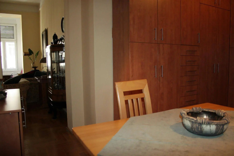 Central Holiday Apartments